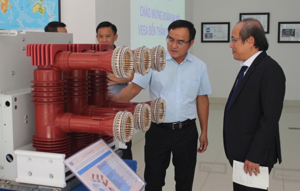 Đón Hiệp hội Điện lực Việt Nam (VEEA) đến thăm quan buổi giới thiệu sản phẩm mới của TGE